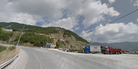 Δυτική είσοδος οικισμού Δήμου Μετσόβου για χωροθέτηση πινακίδων ενημέρωσης επικινδυνότητας πυρκαγιάς